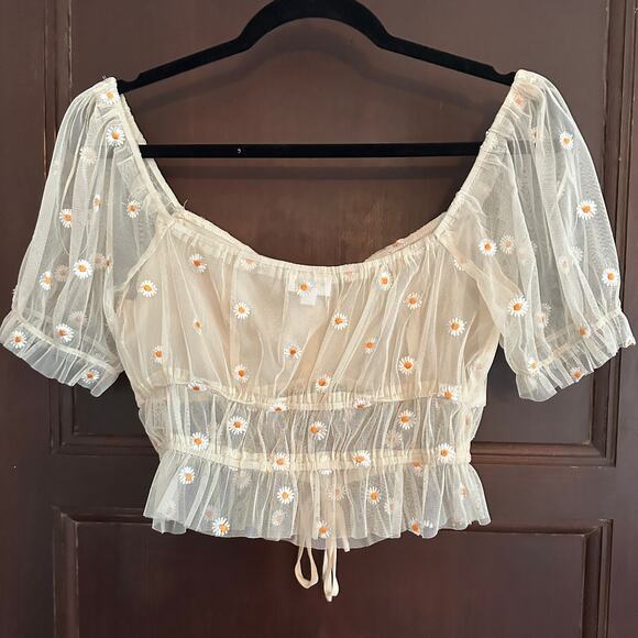LE LIS | Daisy Embroidered Coquette Style Sheer Peasant Style Crop | Size Medium - Picture 5 of 6